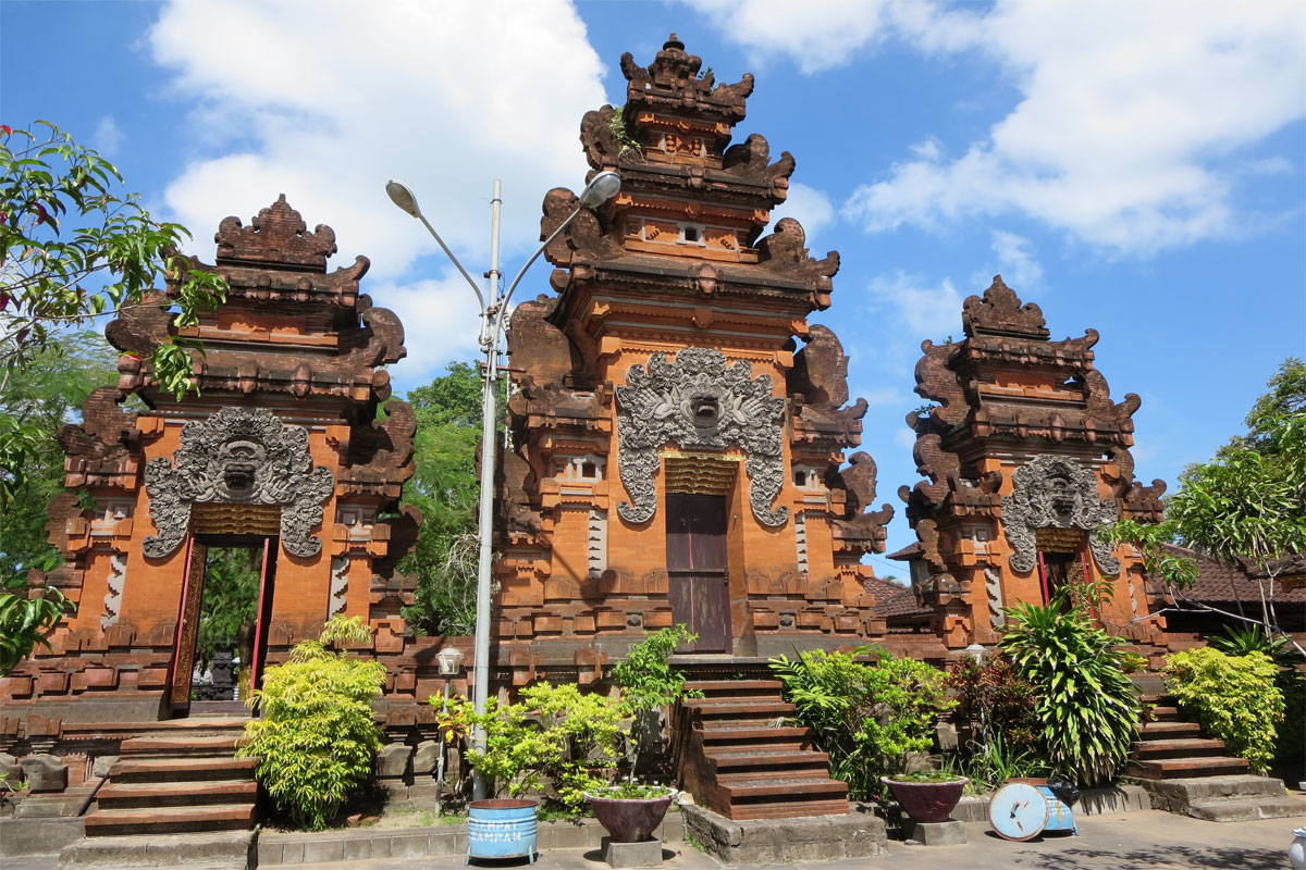 Visit The Historic Temple in South of Bali – Bali Indonesia Paradise